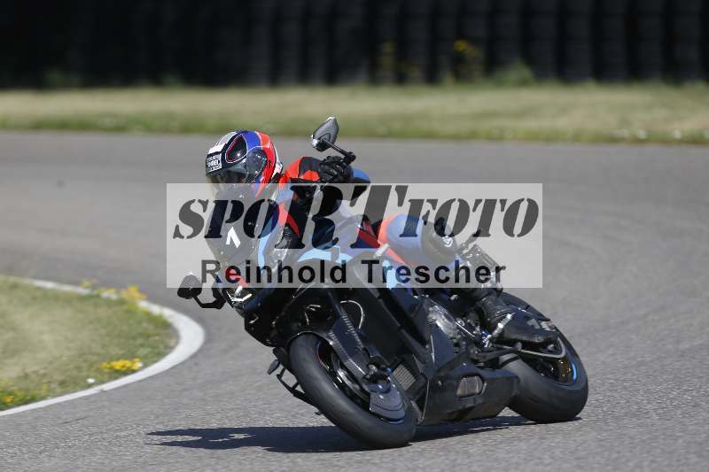/21 17.06.2026  Ducati Schweiz Track Warmup ADR/Gruppe blau/1